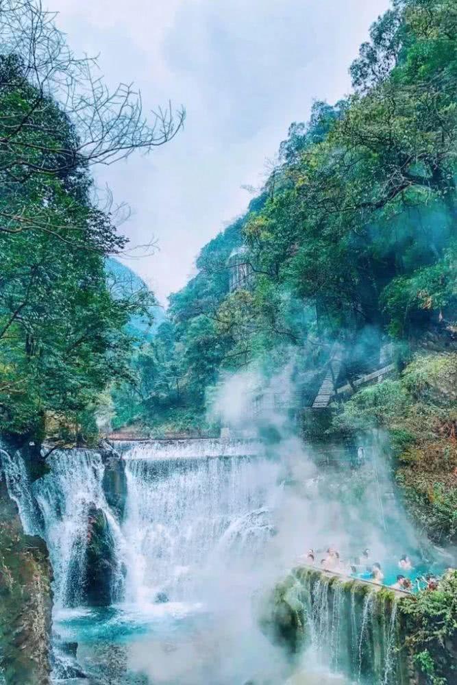 常州机场安检 连续拦截烟花爆竹